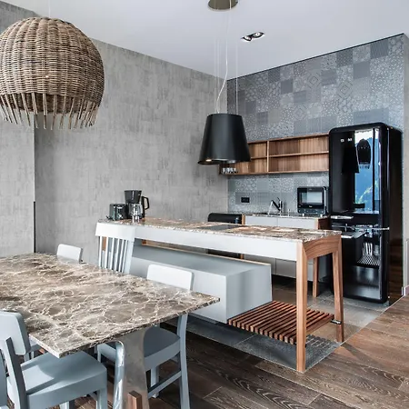 Senses Violett - Adults Only 4*